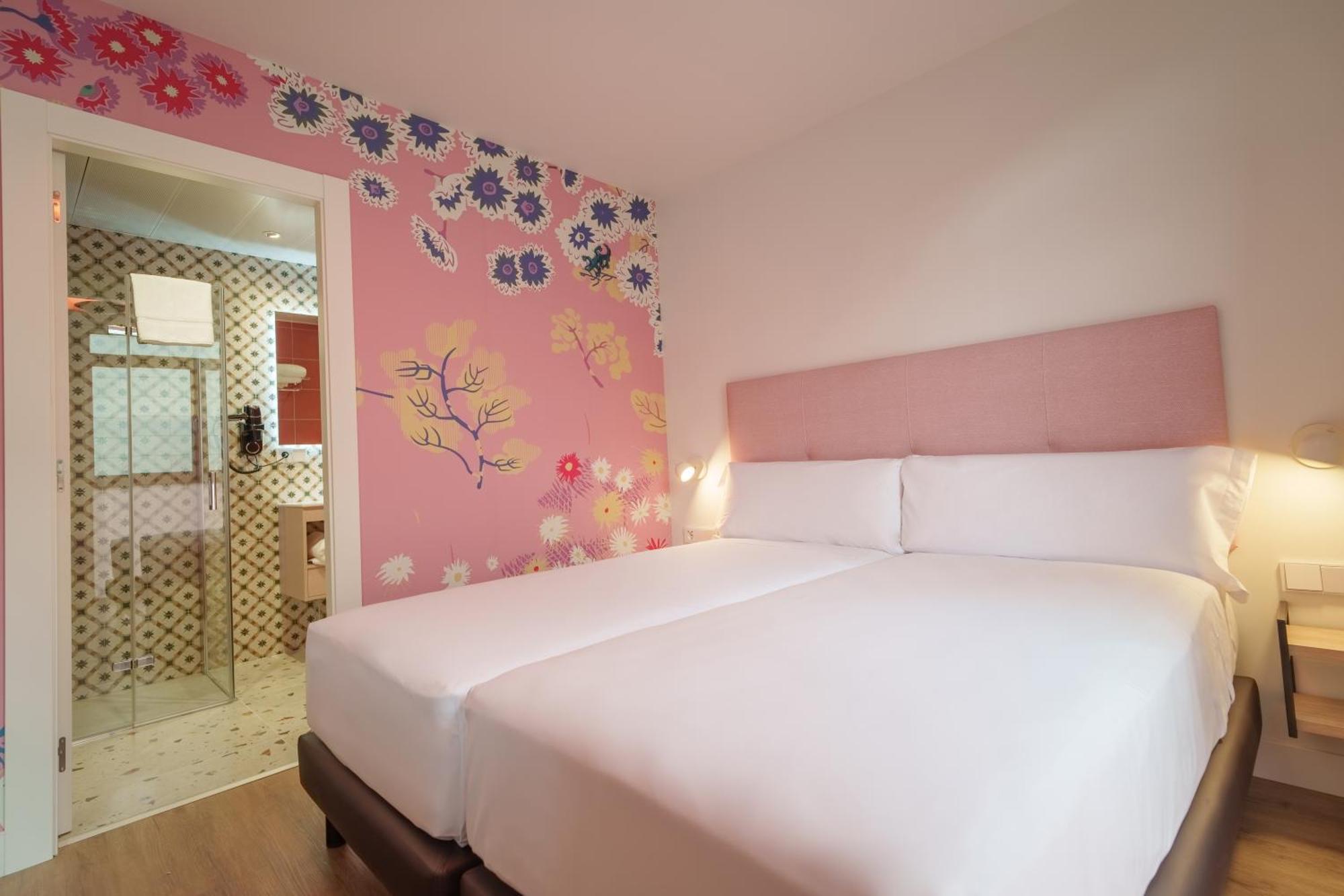 Spirit Apartamentos Valladolid Centro Exterior photo